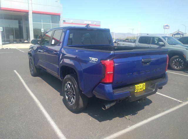 2025 Toyota Tacoma TRD Sport photo 5