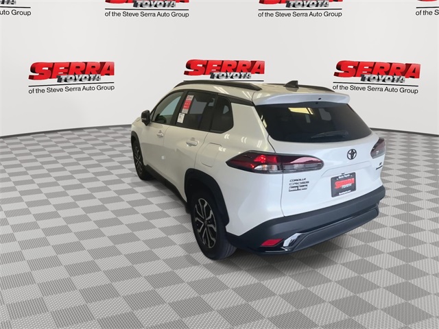2026 Toyota Corolla Cross XLE XSE photo 7