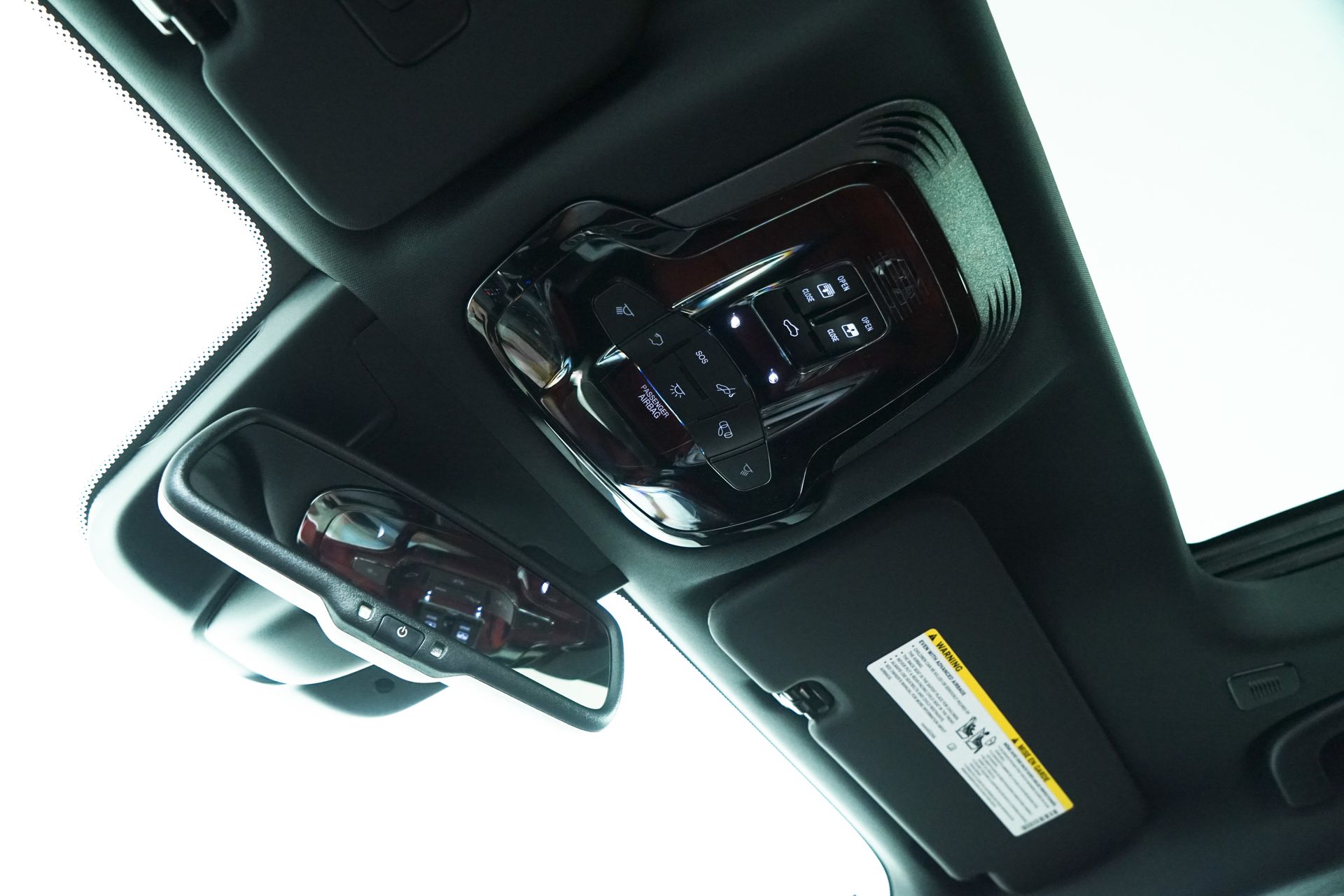 2024 Alfa Romeo Stelvio photo 26