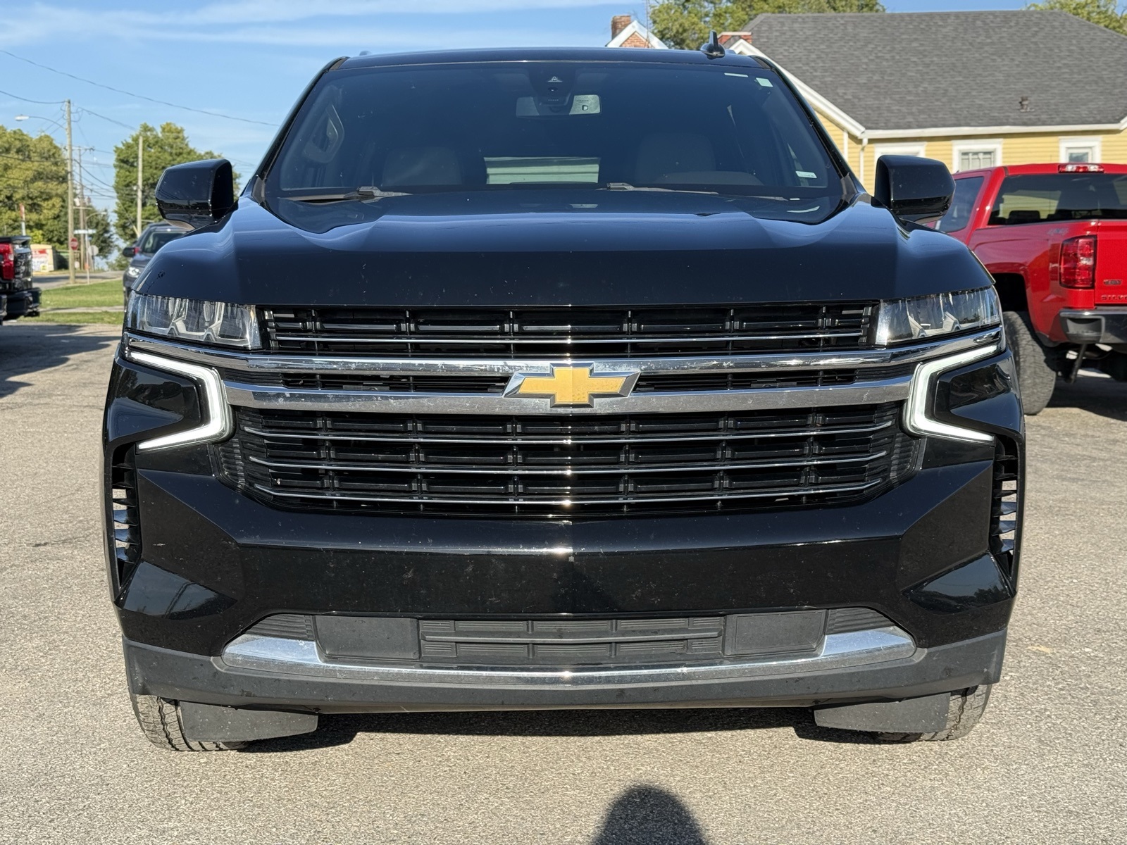 2021 Chevrolet Suburban LT photo 9