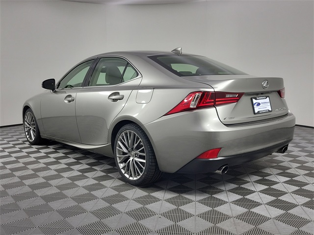 2014 Lexus IS 250 photo 3