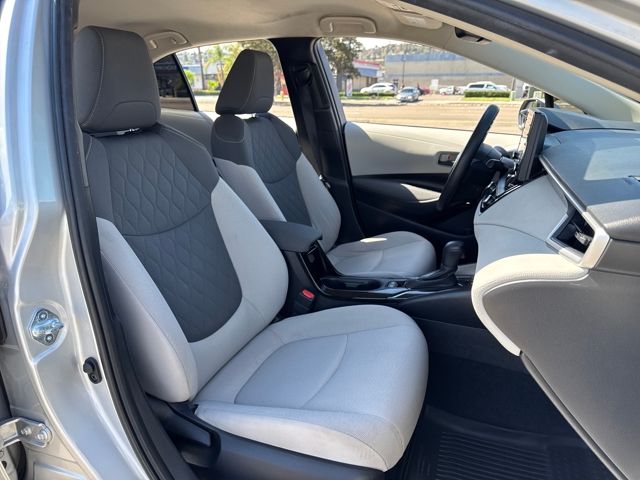 2022 Toyota Corolla Hybrid LE photo 20