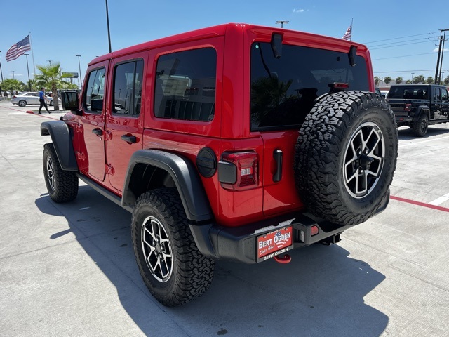 2025 Jeep Wrangler Rubicon photo 5