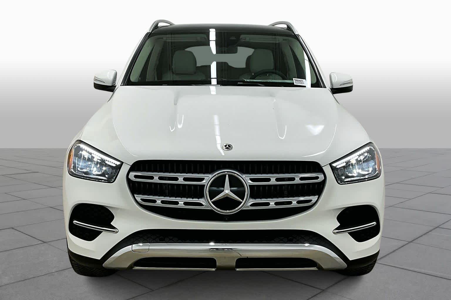 2026 Mercedes Benz GLE 350 4MATIC photo 3