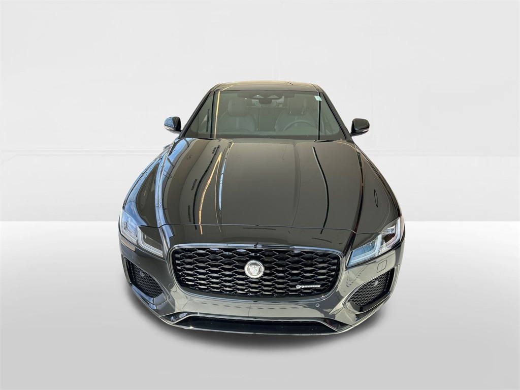 2024 Jaguar XF P300 R-Dynamic SE photo 2