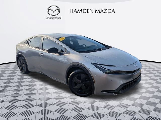 2024 Toyota Prius LE's photo