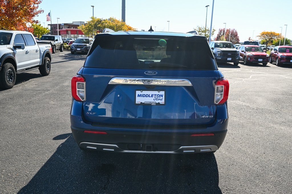 2023 Ford Explorer XLT photo 4