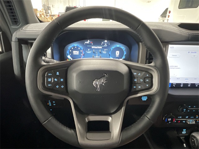 2025 Ford Bronco Outer Banks photo 15