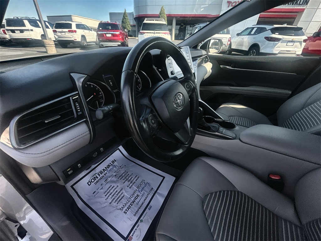 2023 Toyota Camry SE photo 11
