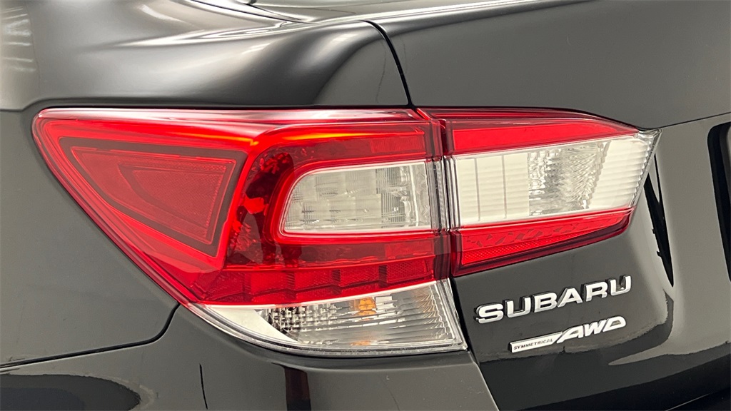 Used 2021 Black Subaru Base image 25