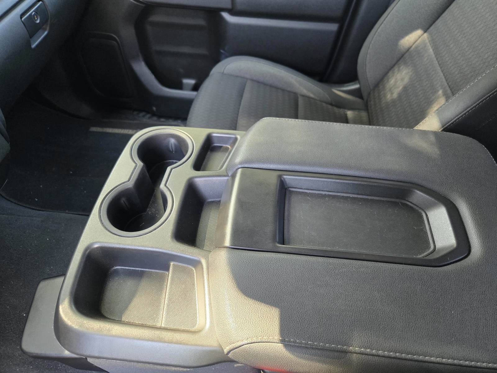 2023 Chevrolet Silverado 1500 Custom photo 23