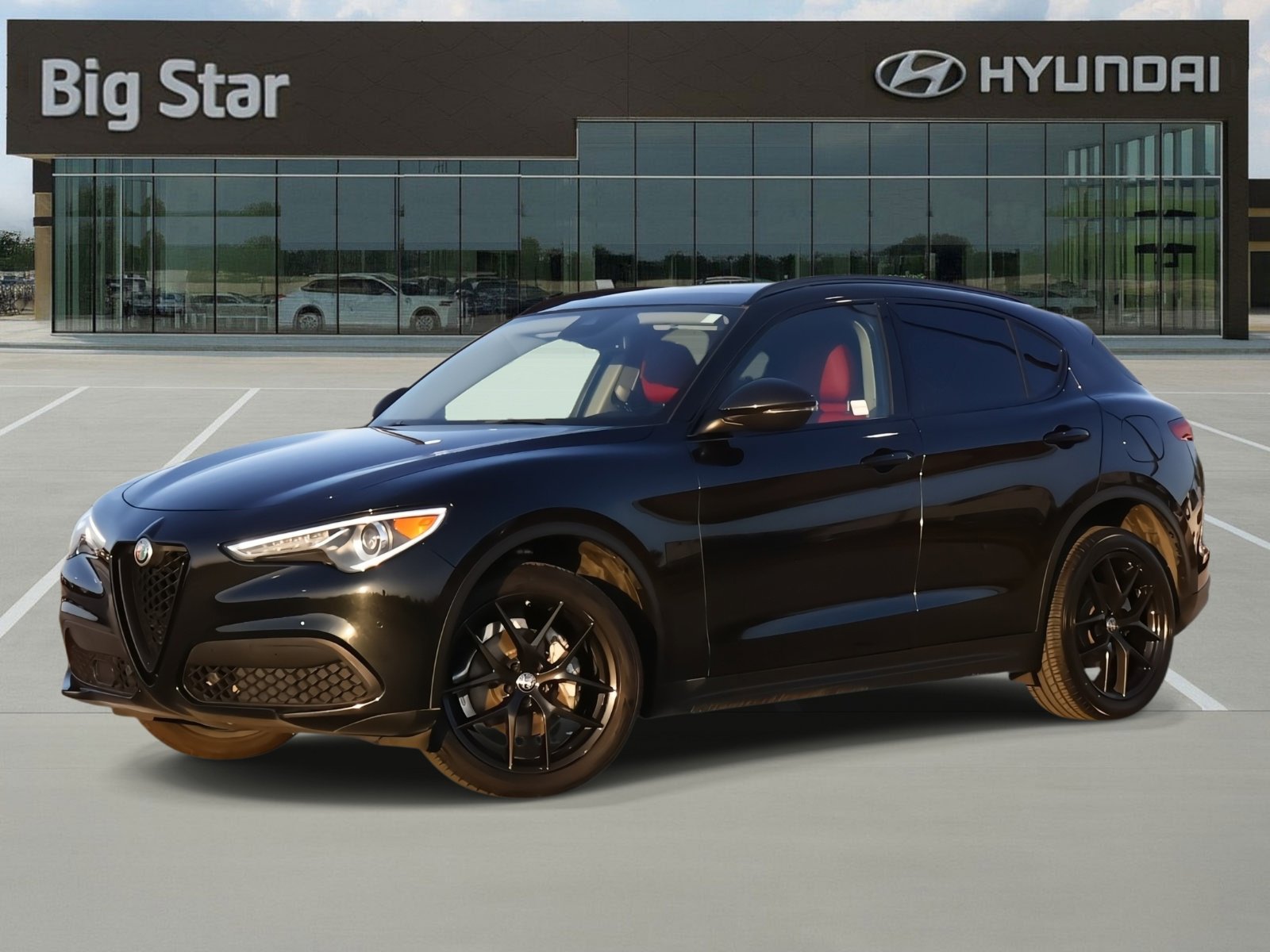 2021 Alfa Romeo Stelvio Base's photo