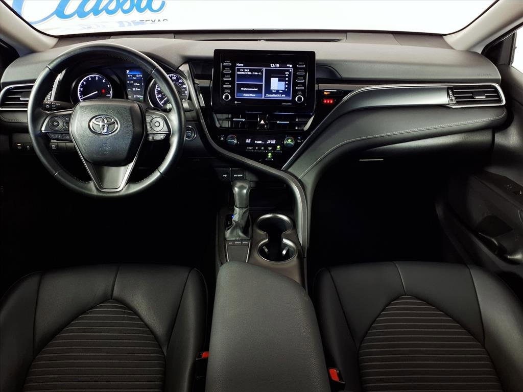 2024 Toyota Camry SE photo 3