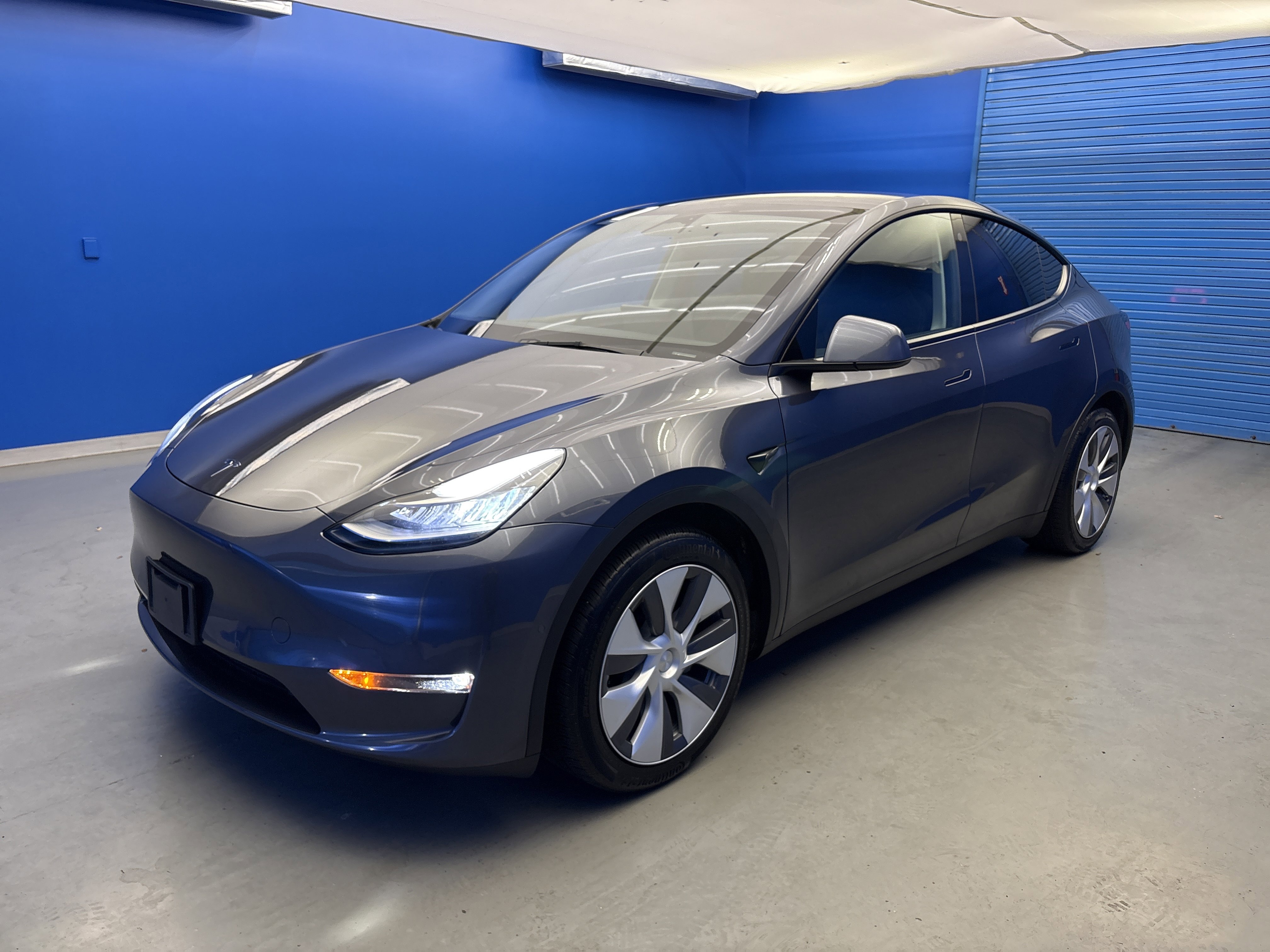 2022 Tesla Model Y Long Range photo 4