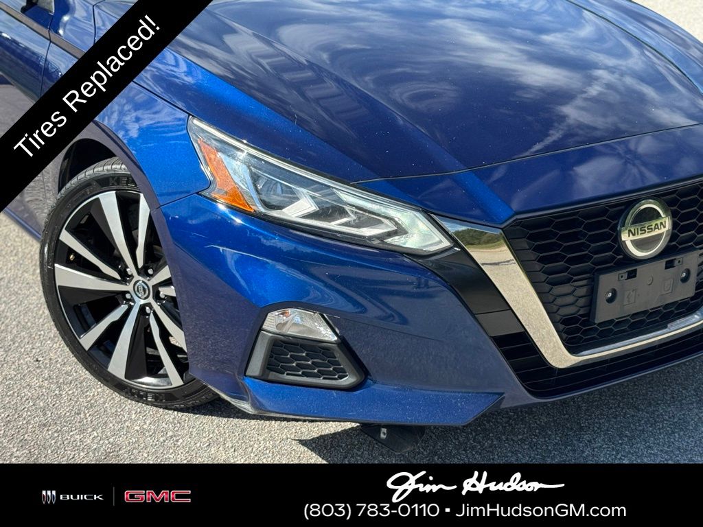 2022 Nissan Altima 2.5 SR photo 4