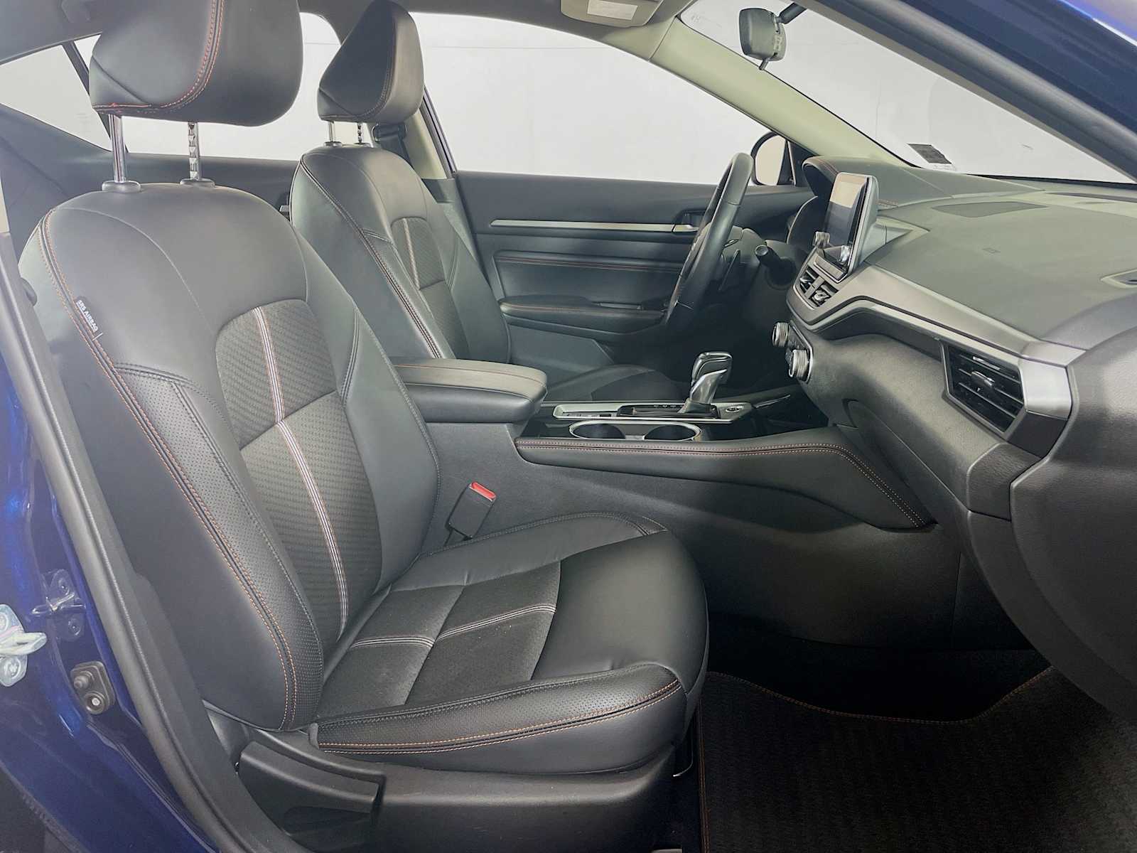 2023 Nissan Altima 2.5 SR photo 23