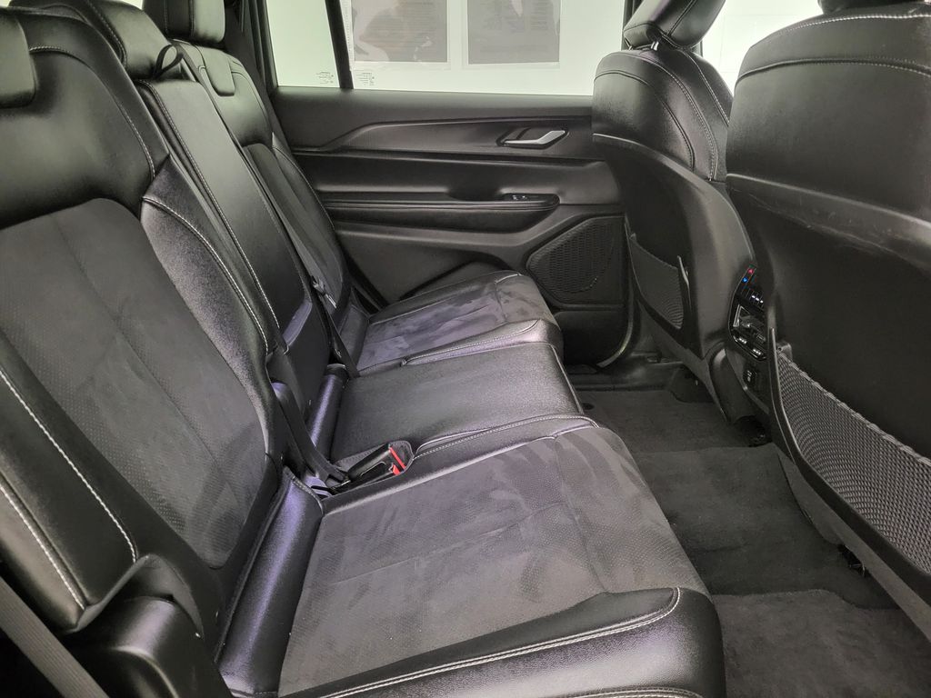 2024 Jeep Grand Cherokee Altitude photo 21