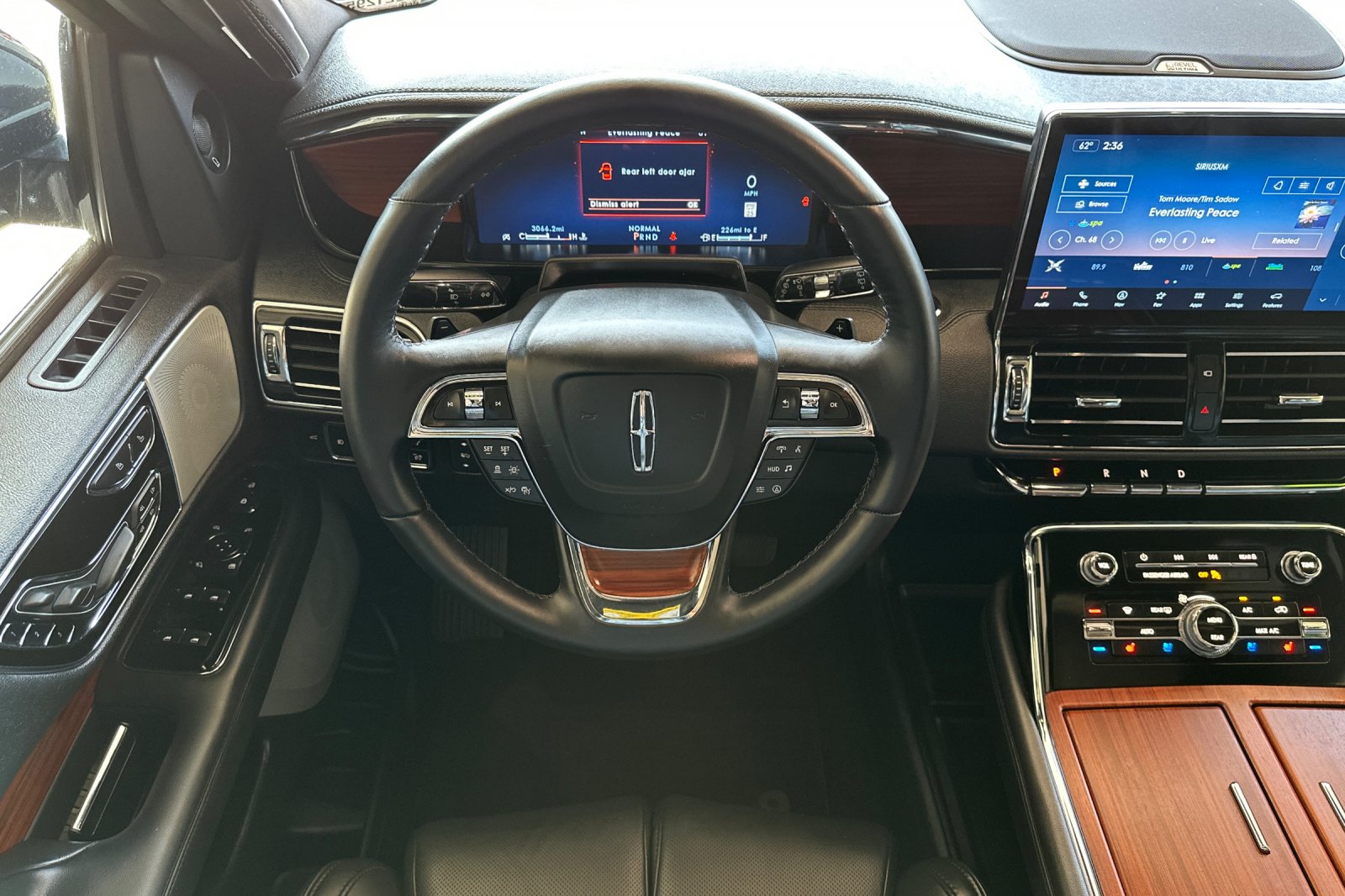 2024 Lincoln Navigator Reserve photo 11