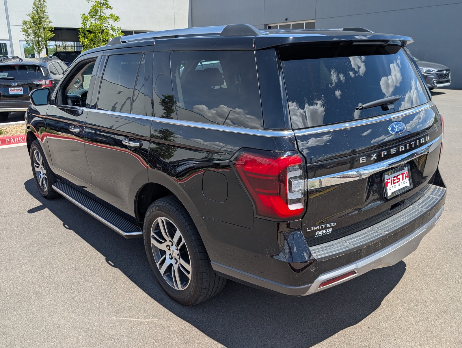 Used 2023 BLACK Ford Limited image 7