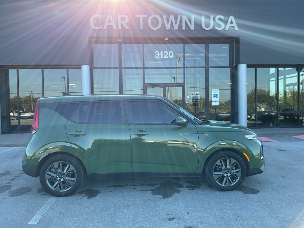 2020 Kia Soul EX photo 7