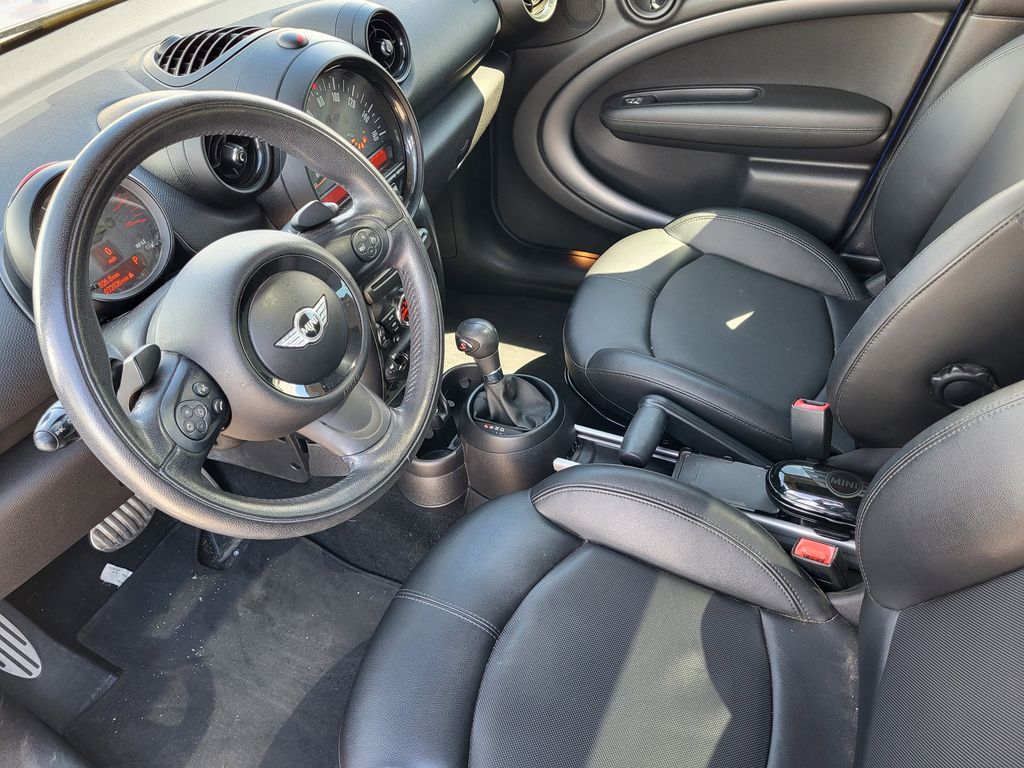 2015 Mini Countryman S ALL4 photo 11
