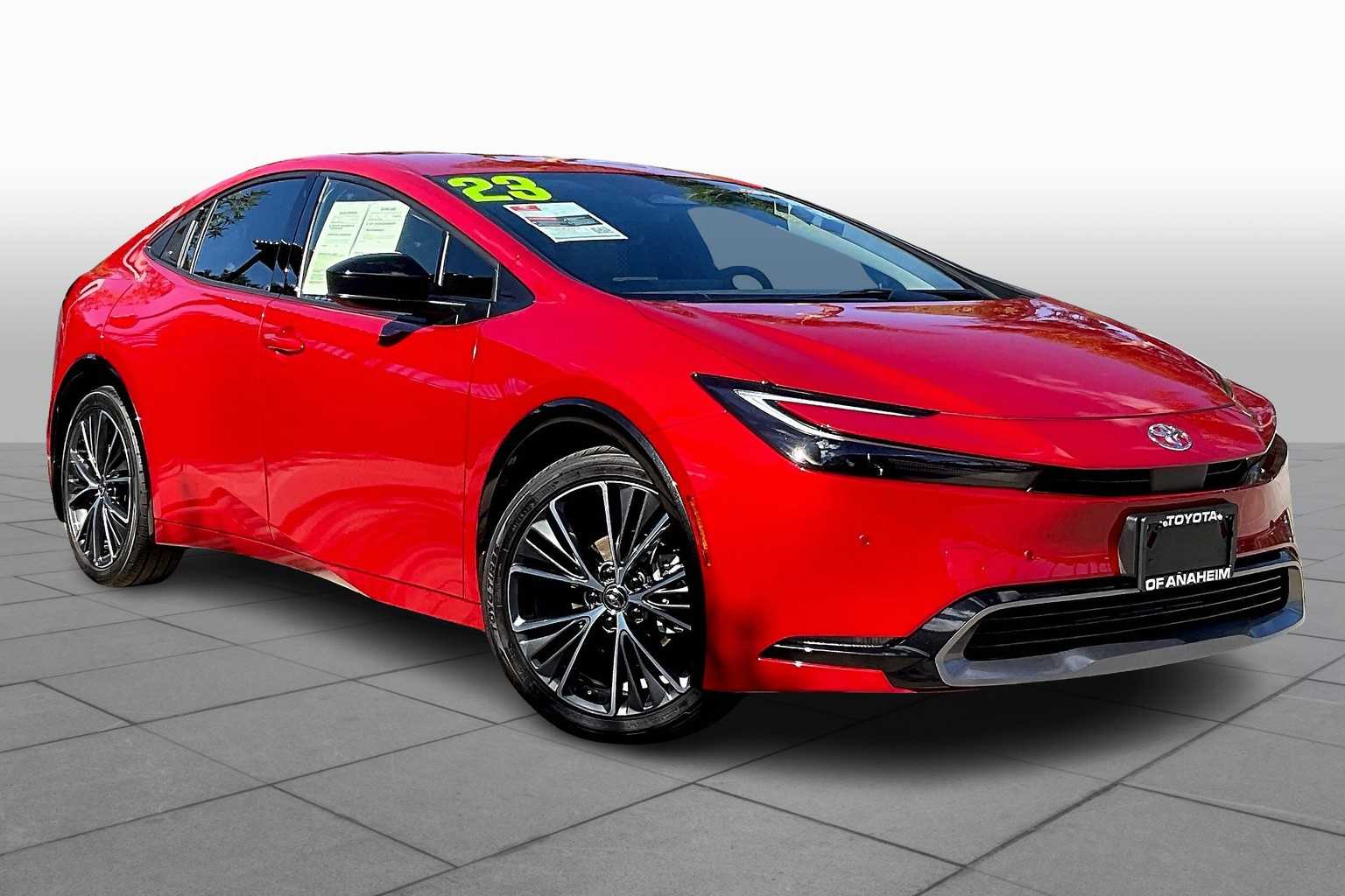 2023 Toyota Prius XLE photo 2