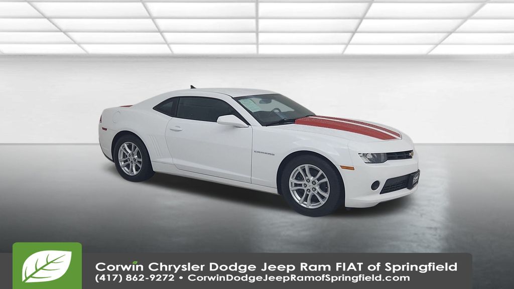 2015 Chevrolet Camaro 1LT photo 2