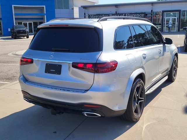 2024 Mercedes Benz GLS 450 4MATIC photo 2