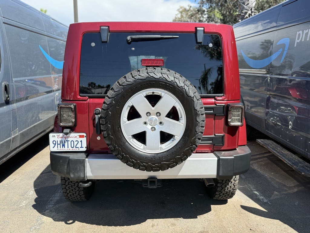 2012 Jeep Wrangler Unlimited Sahara photo 5