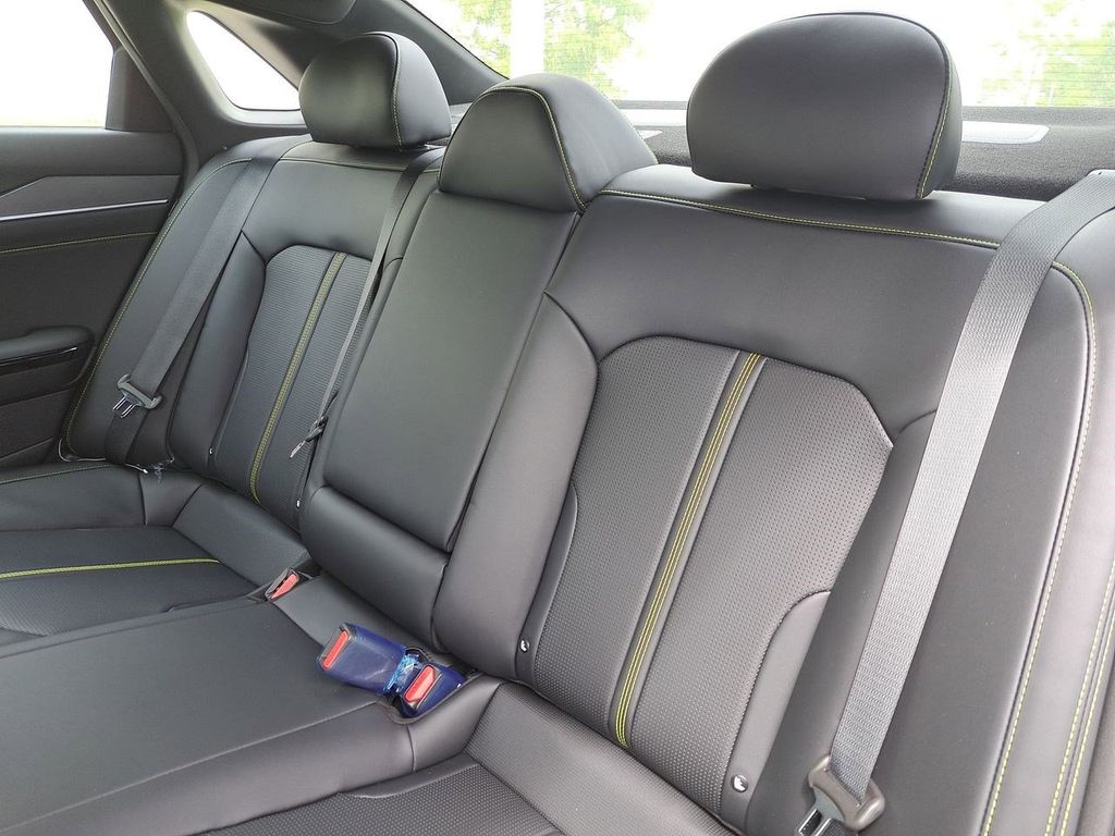 2026 Kia K5 GT photo 13