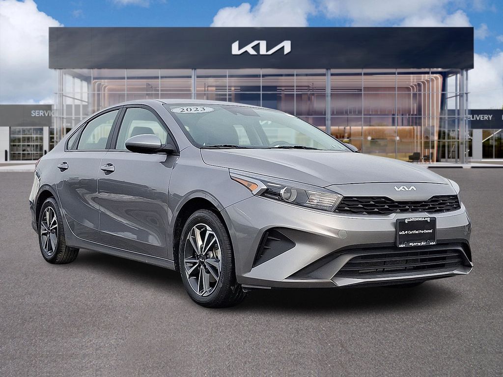 2023 Kia Forte LXS