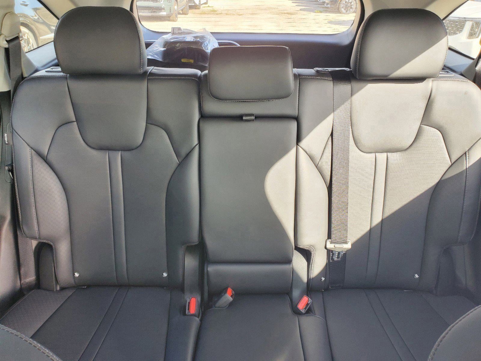 2025 Kia Sorento S photo 27