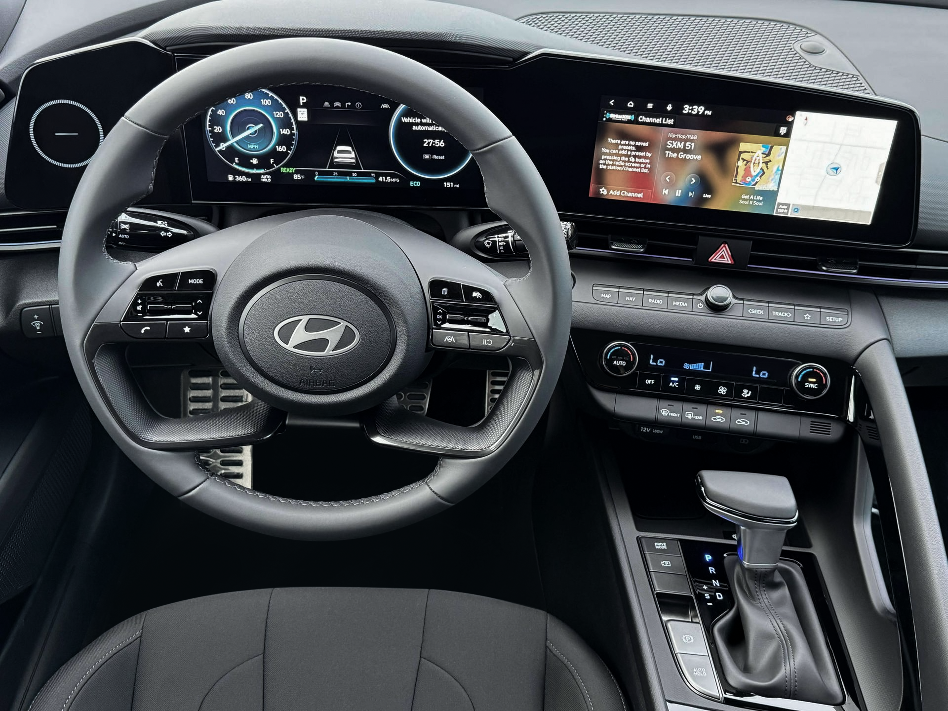 New 2025 Gray Hyundai SEL Sport image 17