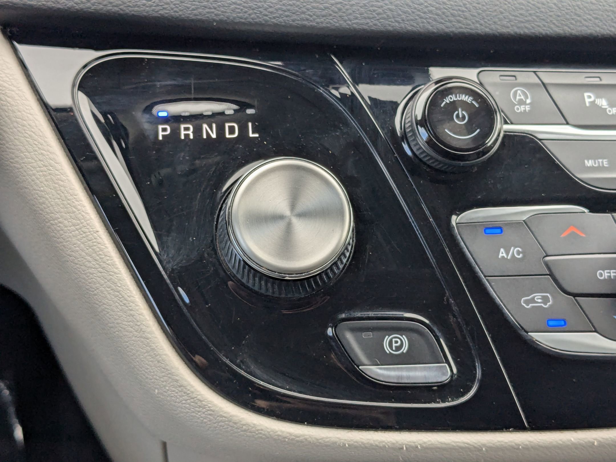 2021 Chrysler Pacifica Touring L photo 21