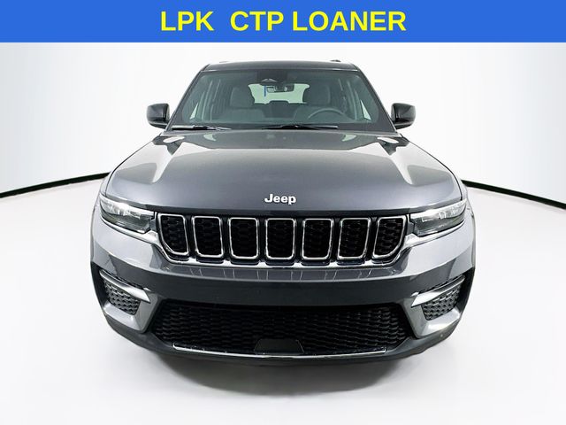 2025 Jeep Grand Cherokee Laredo X photo 2