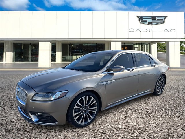 2019 Lincoln Continental Select's photo