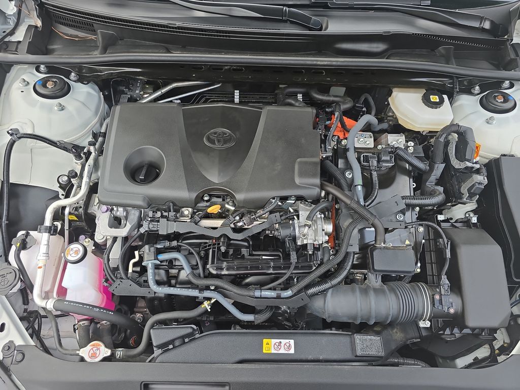 2025 Toyota Camry SE photo 30
