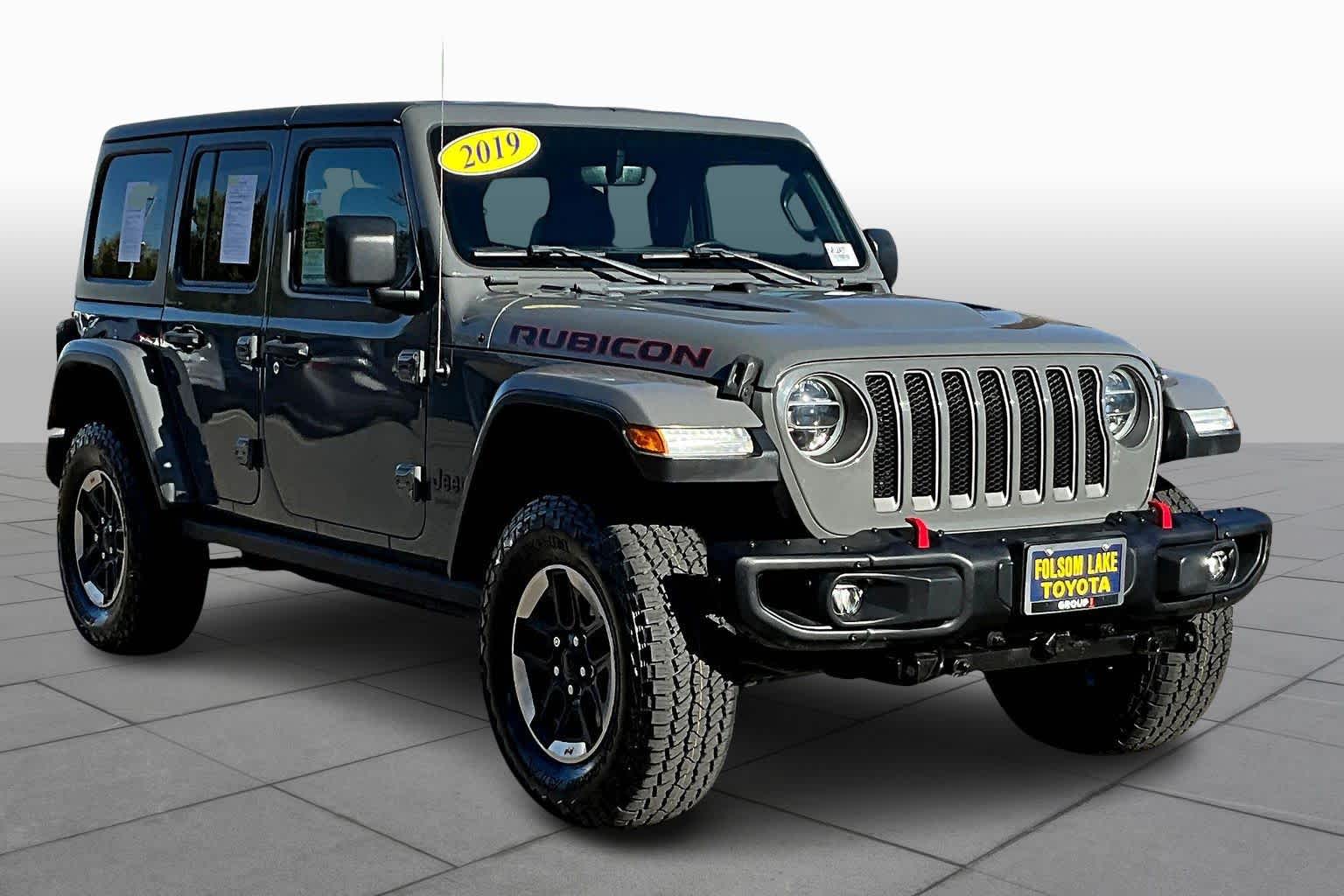 2019 Jeep Wrangler Unlimited Rubicon photo 2