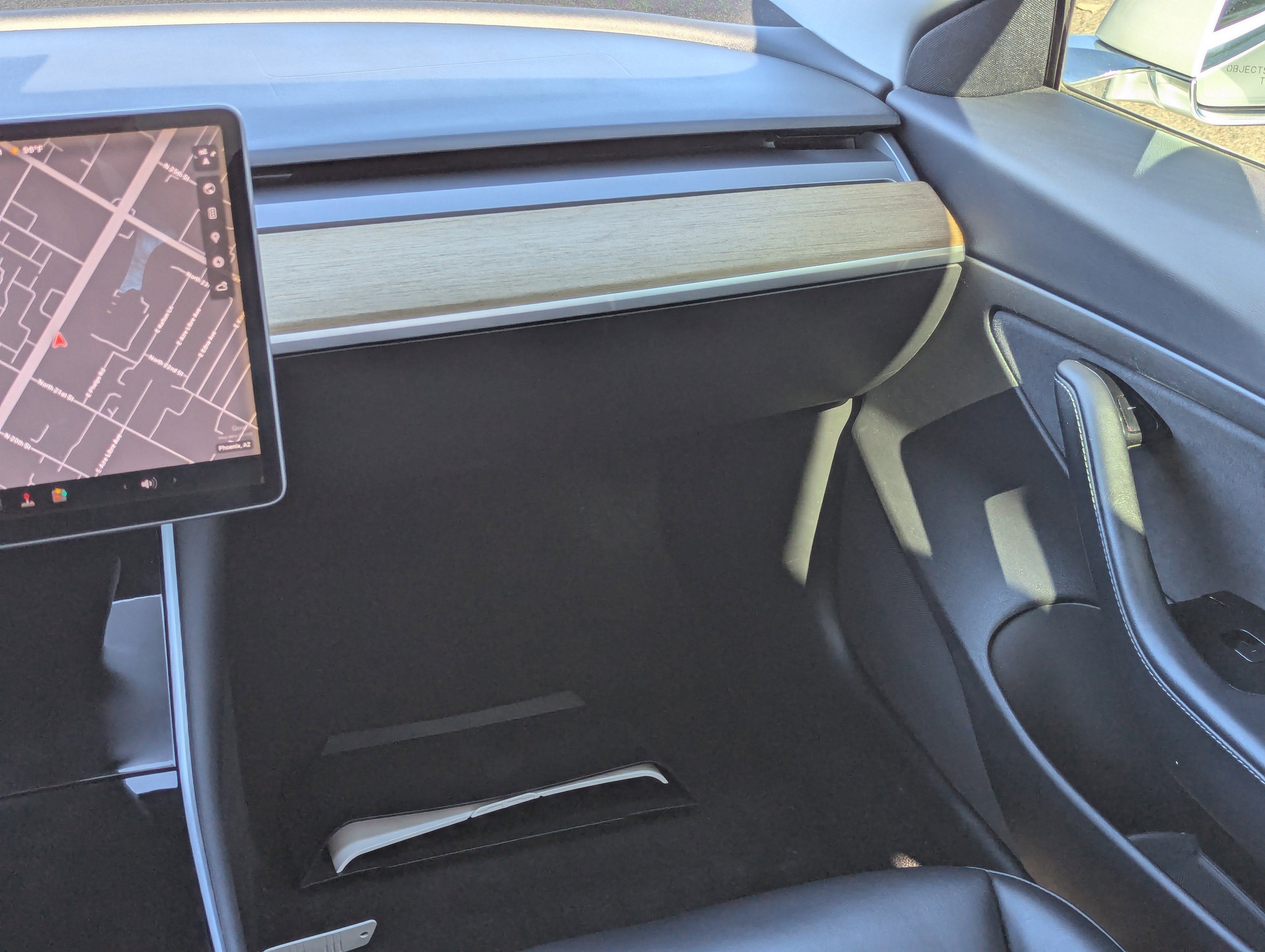 2020 Tesla Model 3 Standard Range Plus photo 4
