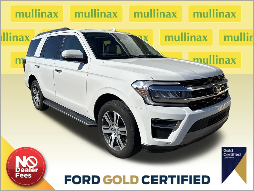 2023 Ford Expedition Limited's photo