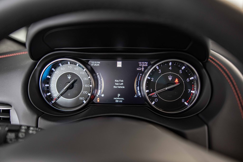 2024 MASERATI LEVANTE - Image 24