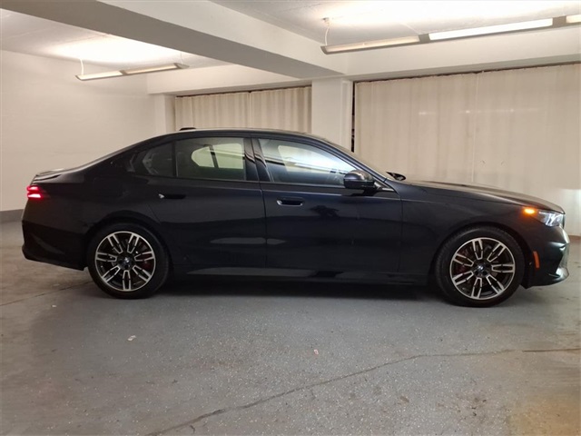 2025 Bmw 530i xDrive photo 4