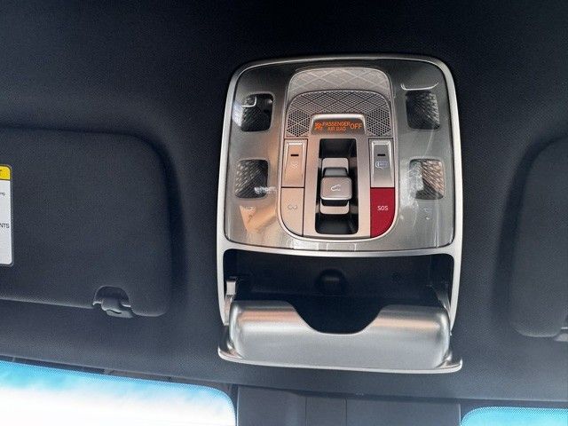2025 Genesis GV70 2.5T Sport Prestige photo 40