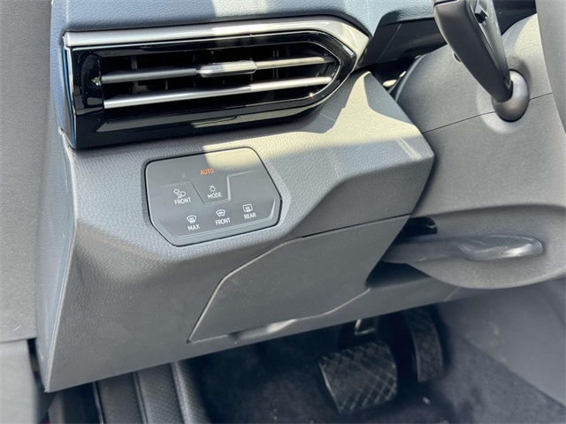 2025 Volkswagen ID.4 Pro S photo 28