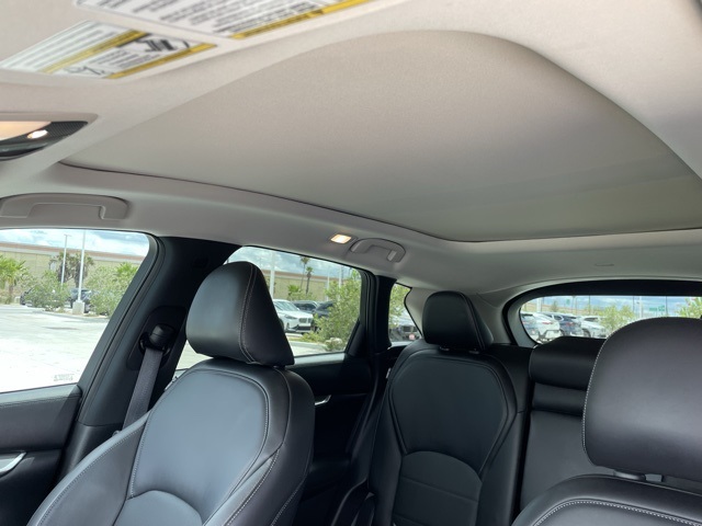 2022 Infiniti QX50 Luxe photo 16