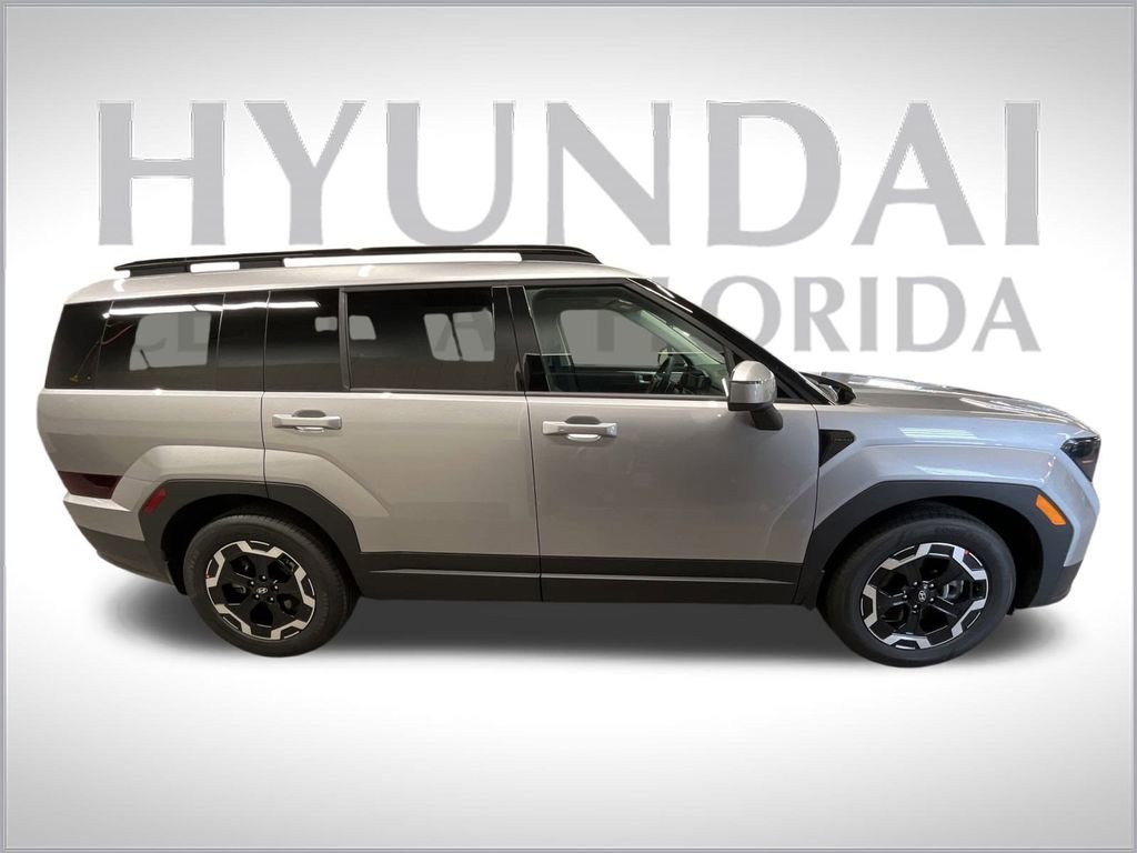 2025 Hyundai Santa Fe SEL photo 2