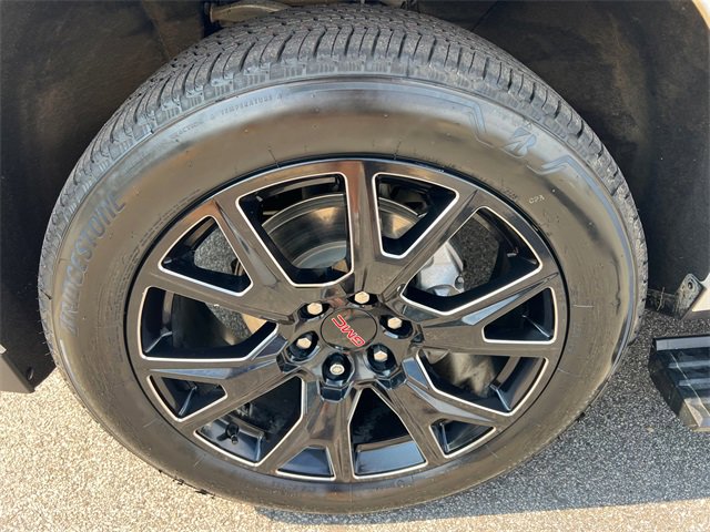 2023 Gmc Yukon Denali photo 11