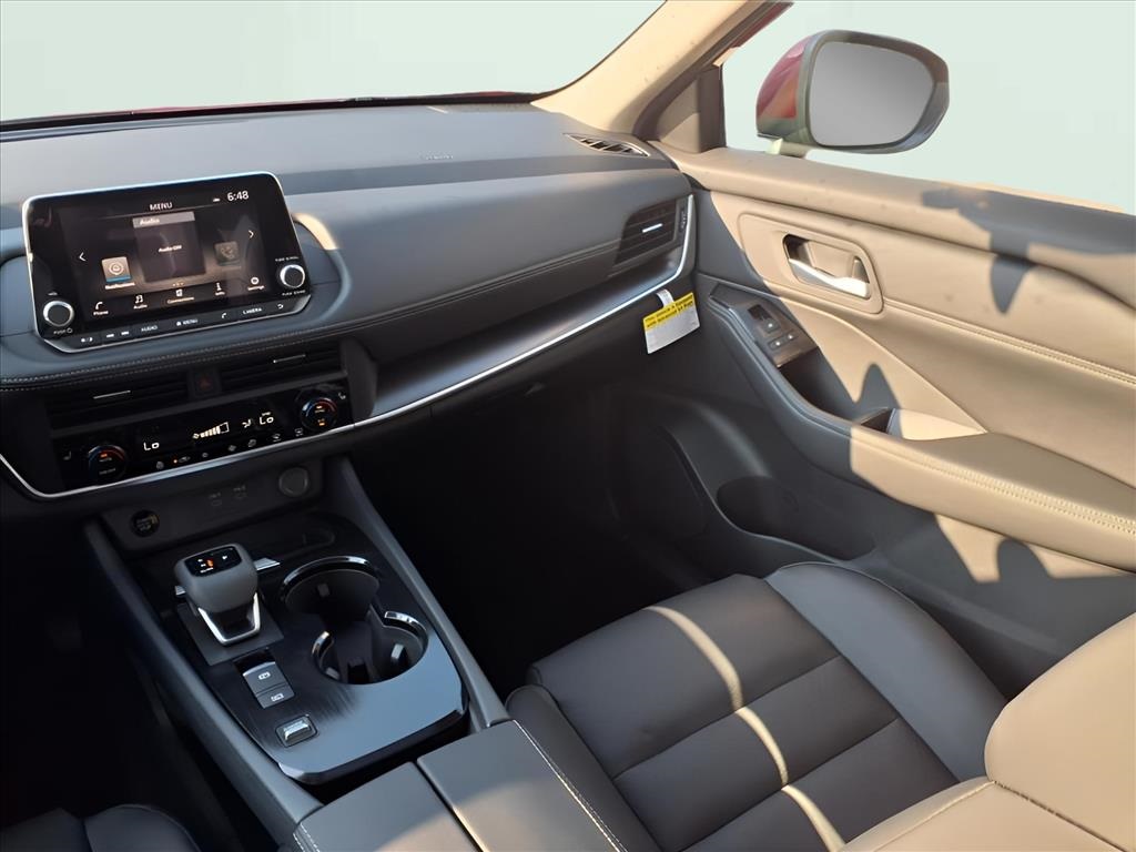 2026 Nissan Rogue SV photo 12