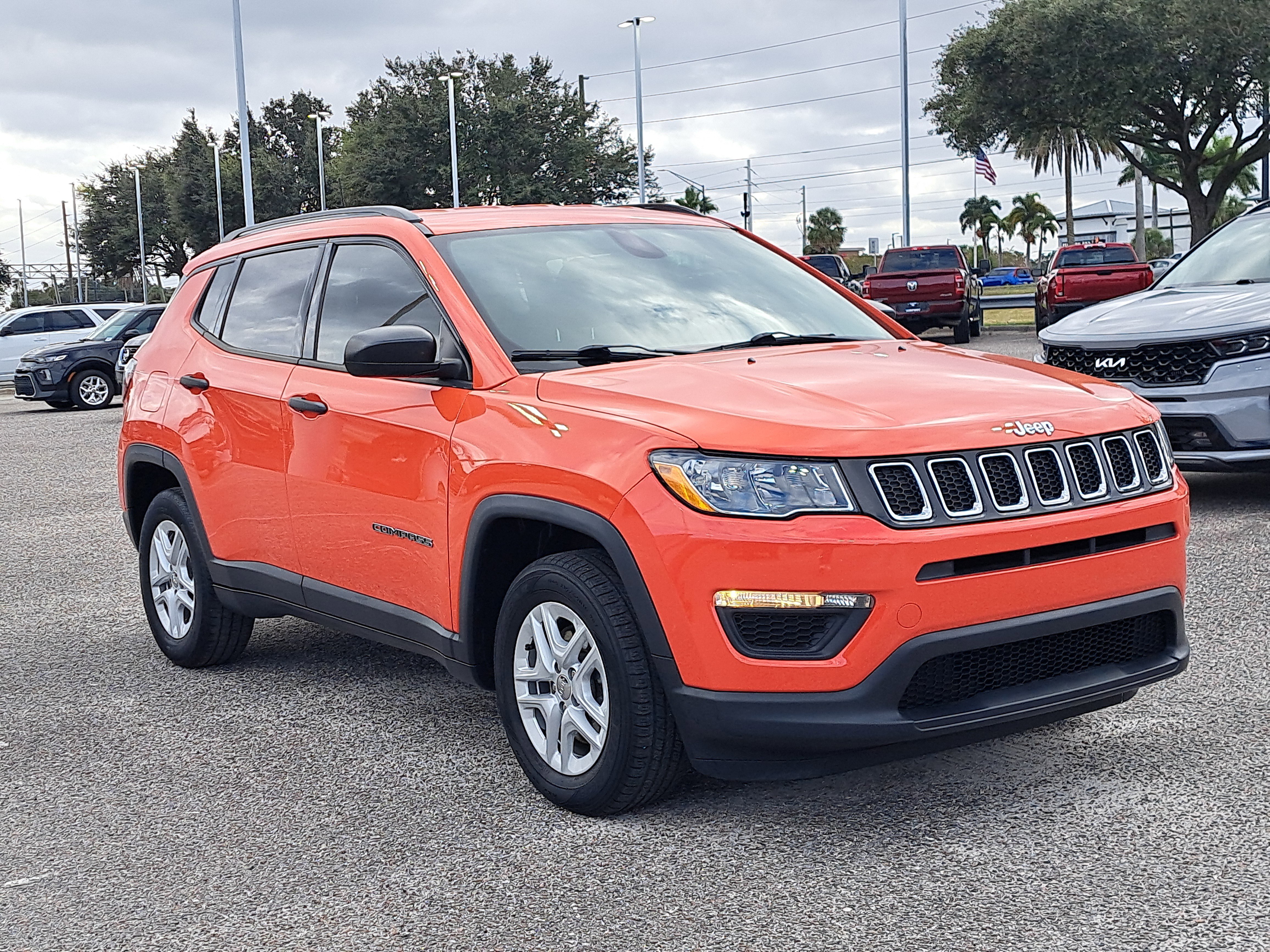 2017 Jeep All-New Compass Sport's photo