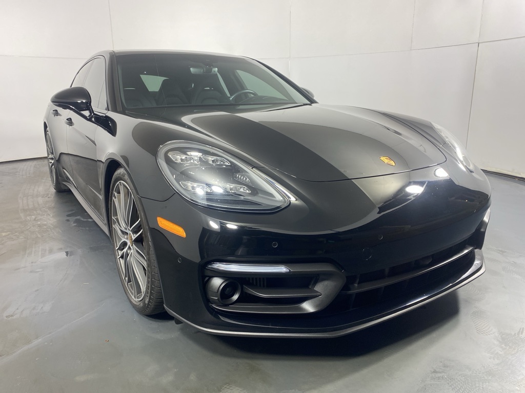 2022 Porsche Panamera 4 Platinum photo 3